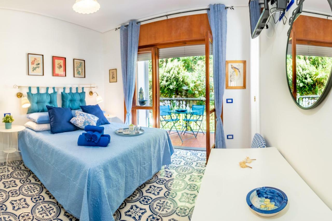 La Casetta Linda - New 2 Bedroom Apt In Sorrento With Seaview Terrace Экстерьер фото