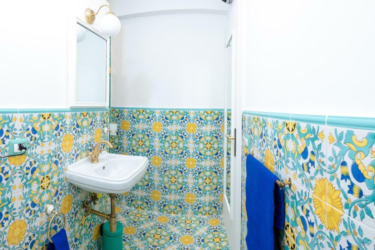 La Casetta Linda - New 2 Bedroom Apt In Sorrento With Seaview Terrace Экстерьер фото